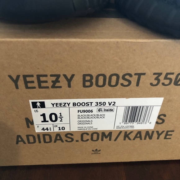 Yeezy 350 black static non reflective, - Picture 1 of 8